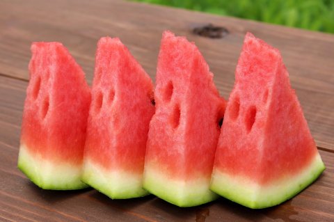 【今季終了】兵庫県産・神鍋高原のスイカ(93002)