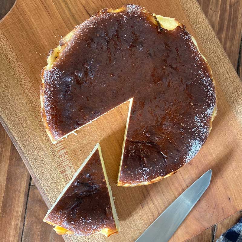 【冷凍】Lagom(ラーゴム)グルテンフリー 牧草育ちのバスクチーズケーキ