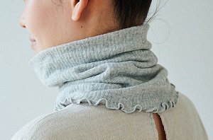 Live Cotton Silk &amp; Organic Cotton Double Woven Neck Warmer (Stone Grey) 