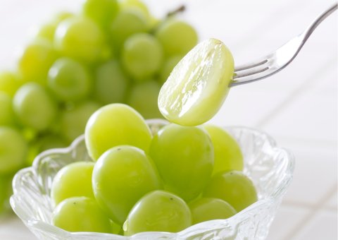 島根県産 出雲大社町のシャインマスカット – ナチュラルハウス